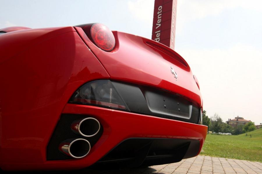 Детали экстерьера Ferrari California 2008 года  (фото 67 из 225)